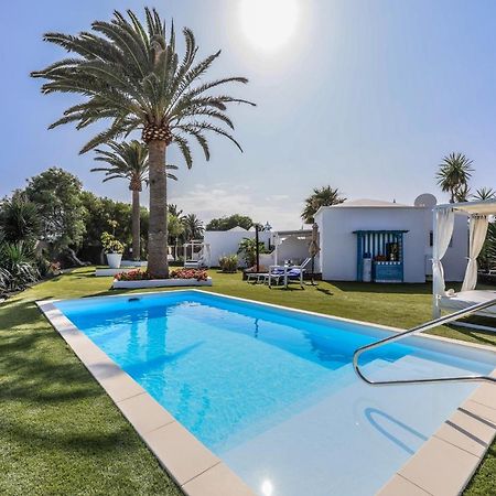 Villas New Lanzasuites Playa Blanca  Exteriör bild