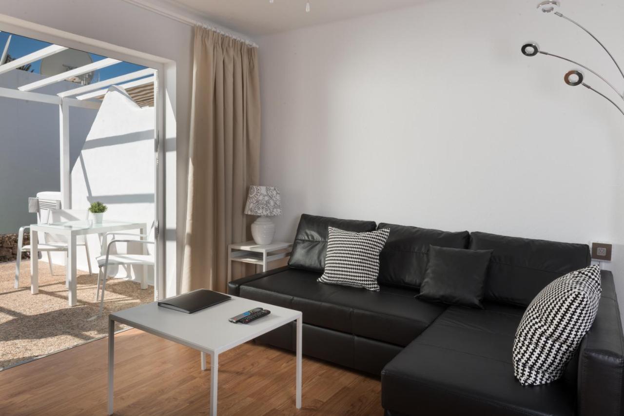 Villas New Lanzasuites Playa Blanca  Exteriör bild