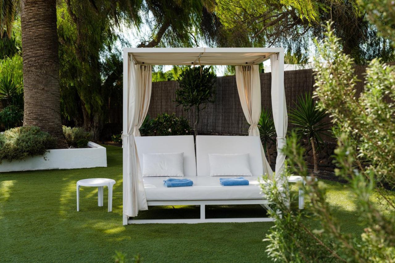 Villas New Lanzasuites Playa Blanca  Exteriör bild