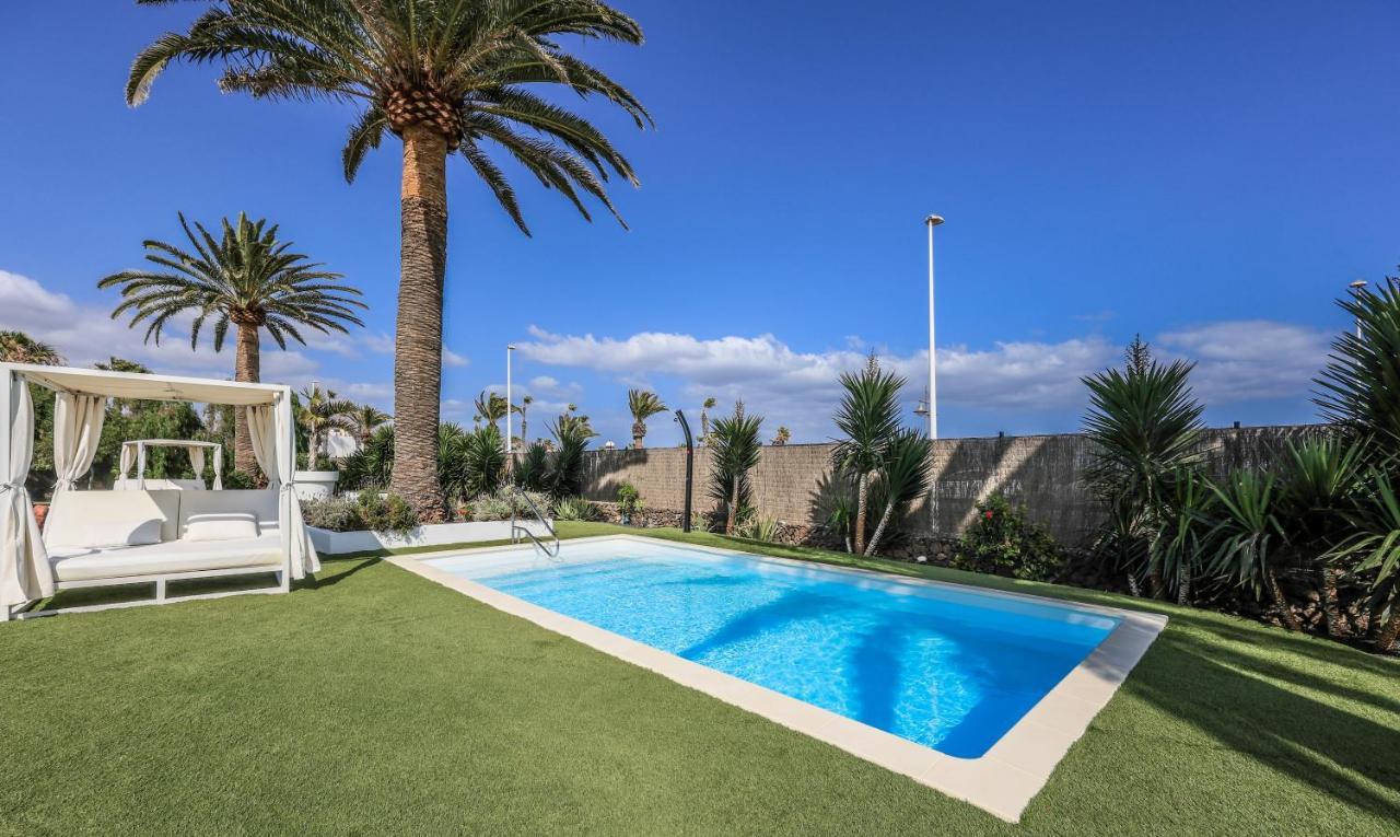 Villas New Lanzasuites Playa Blanca  Exteriör bild